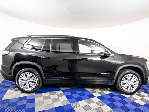 Used 2024 GMC Acadia Elevation image 4