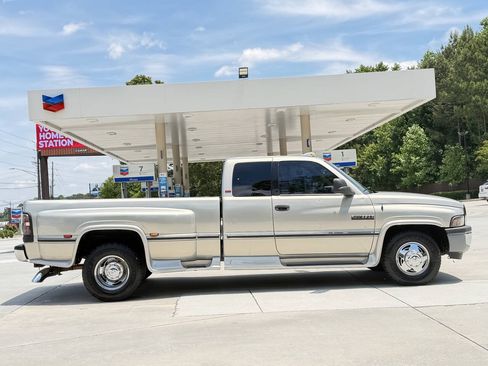 Used 1997 Dodge Ram 3500 Truck 2WD Club Cab image 20