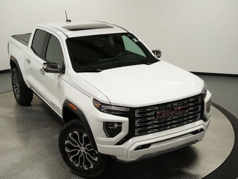 Used 2024 GMC Canyon Denali AWD/4WD image 66