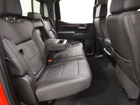 Used 2024 GMC Sierra 1500 Elevation w/ Elevation Premium Package AWD/4WD image 17