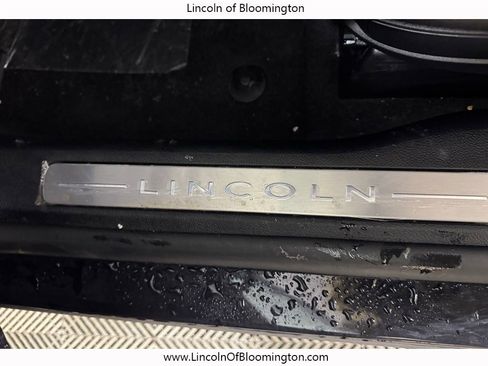 New 2025 Lincoln Corsair Reserve w/ Equipment Group 202A image 34