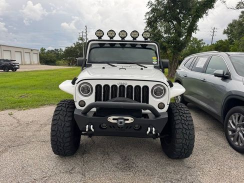 Used 2011 Jeep Wrangler Sport w/ Dual Top Group AWD/4WD image 6