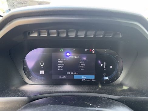 Used 2023 Volvo XC90 B5 Core w/ Protection Package Premier image 11