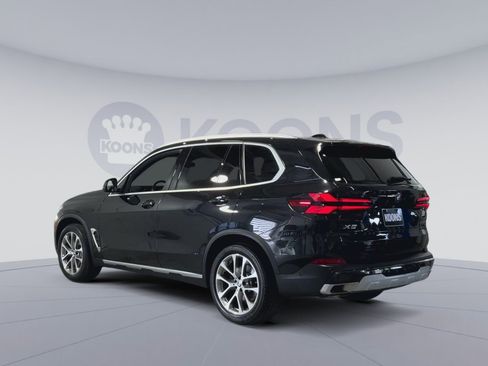 Used 2024 BMW X5 xDrive40i w/ Parking Assistance Package AWD/4WD image 8