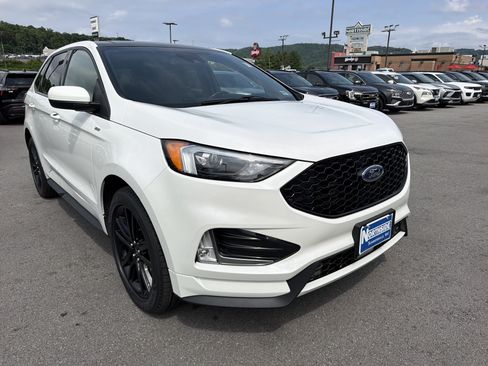 Used 2023 Ford Edge ST-Line AWD/4WD image 3
