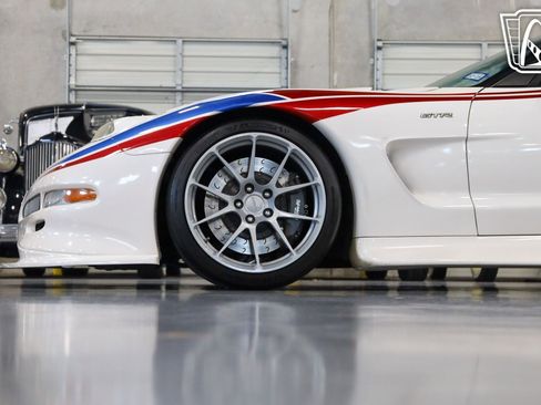 Used 2002 Chevrolet Corvette Z06 w/ Memory Pkg image 24