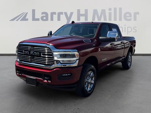 Used 2023 RAM 2500 Laramie AWD/4WD image 1