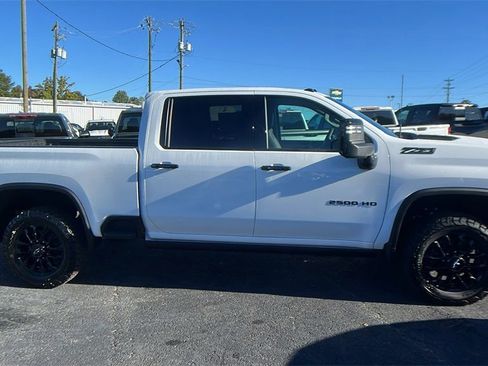 New 2026 Chevrolet Silverado 2500 LTZ image 4