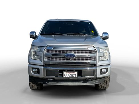 Used 2016 Ford F150 Platinum w/ Equipment Group 701A Luxury image 8