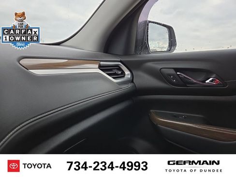 Used 2023 GMC Acadia SLE w/ Driver Convenience Package image 31