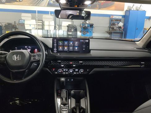 Certified 2024 Honda Accord EX-L image 22