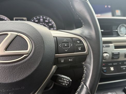 Used 2018 Lexus ES 350 image 16