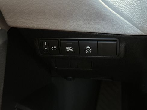 New 2026 Toyota Corolla Cross L FWD image 28