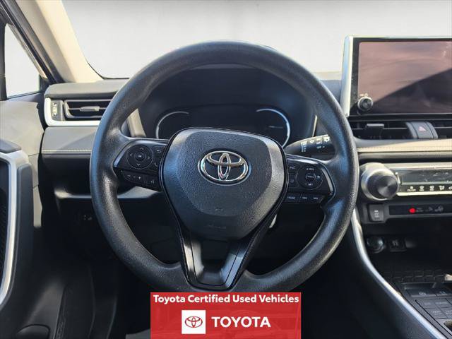 Certified 2023 Toyota RAV4 LE AWD/4WD image 14