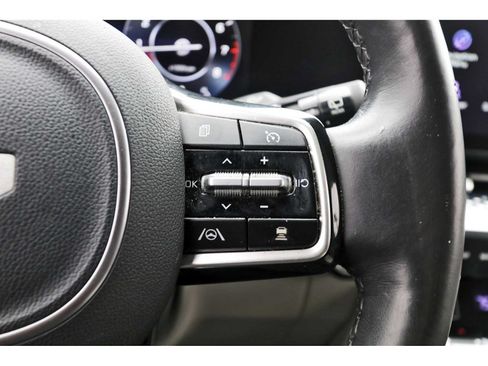 Used 2023 Kia Carnival SX Prestige FWD image 15
