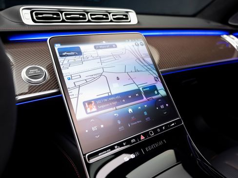 Used 2024 Mercedes-Benz S 63 AMG S image 55