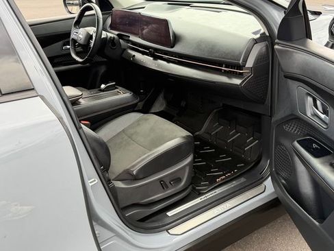 Certified 2024 Nissan Ariya AWD image 27