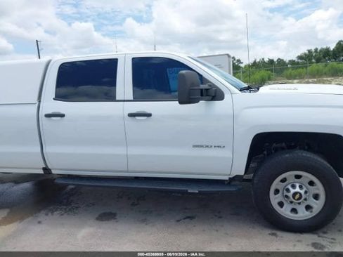 Used 2017 Chevrolet Silverado 3500 W/T AWD/4WD image 14