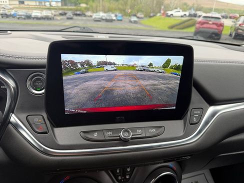 Certified 2025 Chevrolet Blazer LT AWD/4WD image 18