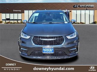 Used 2022 Chrysler Pacifica Limited video 2