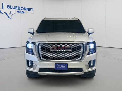 Used 2024 GMC Yukon Denali AWD/4WD image 2