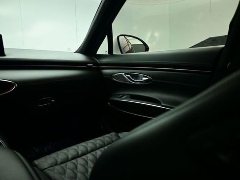 Used 2025 Genesis GV70 3.5T Sport w/ Sport Prestige Package AWD/4WD image 44