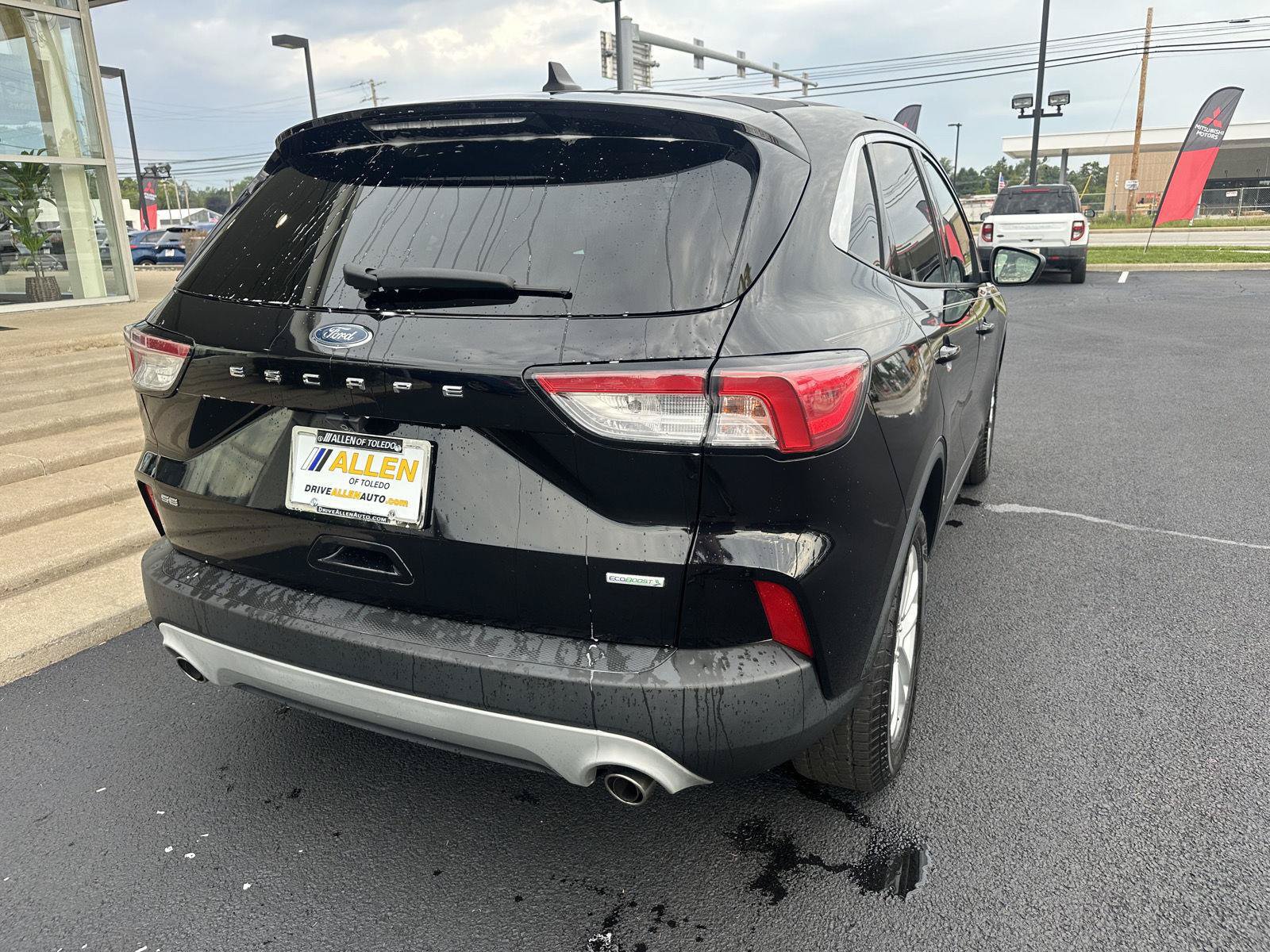 Used 2020 Ford Escape SE FWD image 10