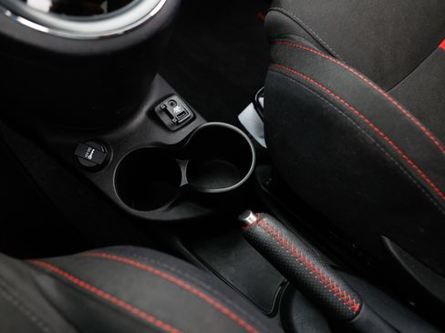 Used 2015 FIAT 500 Abarth image 39