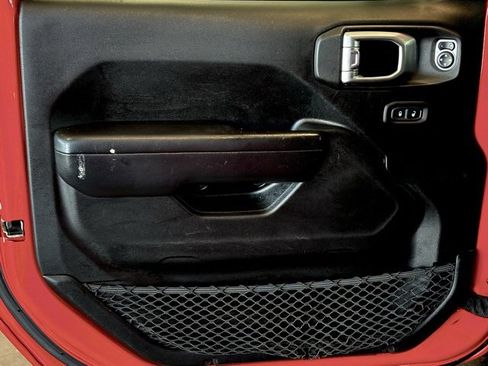 Used 2019 Jeep Wrangler Unlimited Sport S image 13