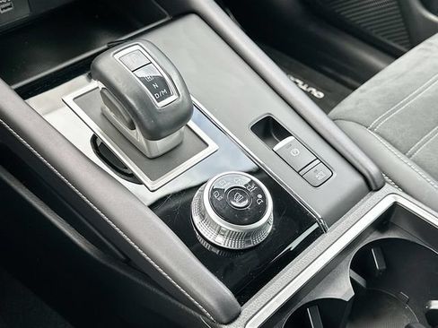 Used 2023 Mitsubishi Outlander SE FWD image 17