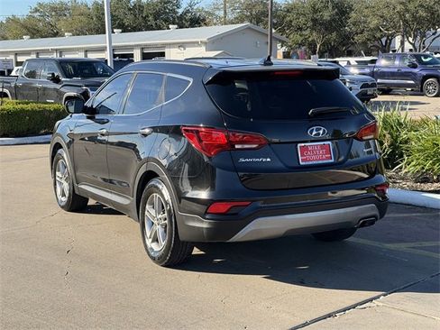 Used 2017 Hyundai Santa Fe Sport image 5