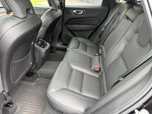 Used 2023 Volvo XC60 B5 Ultimate w/ Climate Package AWD/4WD image 21