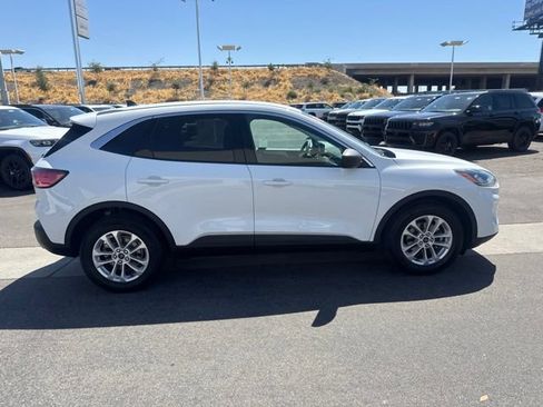 Used 2022 Ford Escape SE FWD image 7
