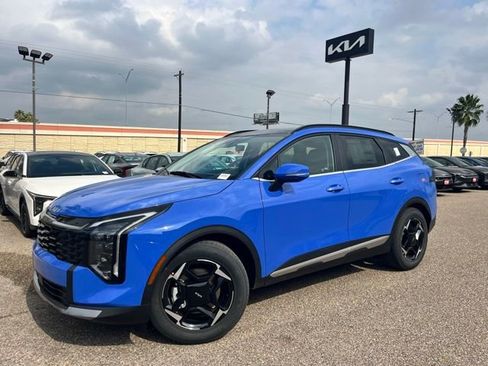 New 2026 Kia Sportage EX w/ EX Panorama Roof Package FWD image 3