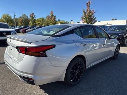 New 2025 Nissan Altima 2.5 SV w/ SV Special Edition Package image 4