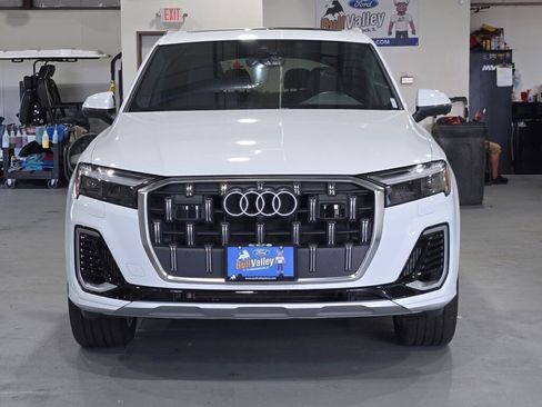 Used 2025 Audi Q7 3.0T Premium Plus image 4
