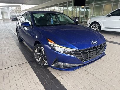 Used 2023 Hyundai Elantra Limited