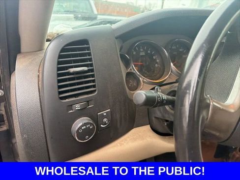 Used 2008 Chevrolet Silverado 1500 LT w/ EZ-Lift Tailgate Package image 10