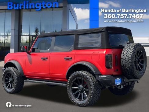 Used 2022 Ford Bronco Badlands AWD/4WD image 4