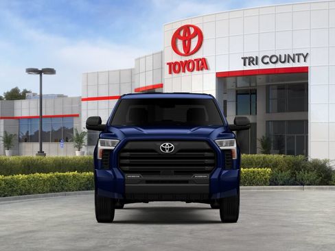New 2026 Toyota Tundra SR5 AWD/4WD image 17