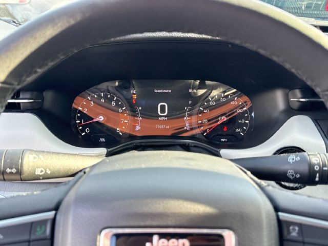 Used 2025 Jeep Compass Limited AWD/4WD image 14