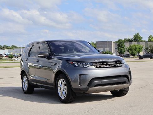 Used 2019 Land Rover Discovery SE AWD/4WD image 3