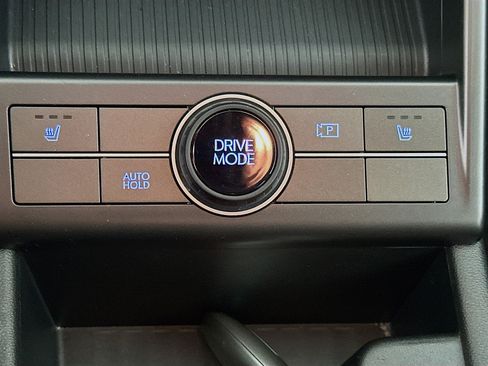 Used 2024 Hyundai Kona SEL FWD image 26