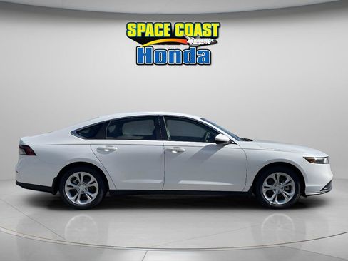 New 2025 Honda Accord LX image 11