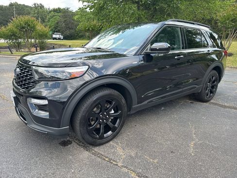 Used 2023 Ford Explorer ST-Line w/ Class IV Trailer Tow Package AWD/4WD image 7