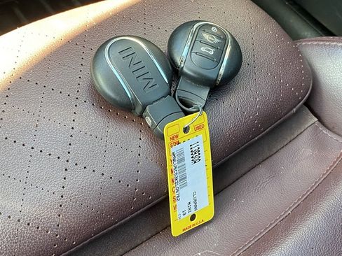 Used 2019 MINI Cooper Clubman S image 8