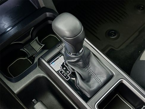 Used 2023 Toyota Tacoma TRD Sport image 33