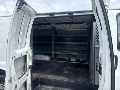 Used 2020 Chevrolet Express 2500 w/ Driver Convenience Package RWD image 17