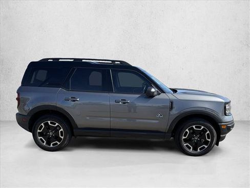 Used 2023 Ford Bronco Sport Outer Banks w/ Tech Package AWD/4WD image 4