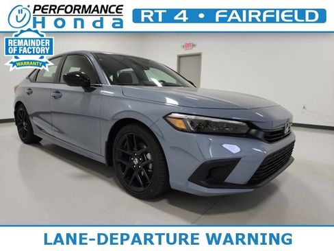 Used 2024 Honda Civic Sport image 1